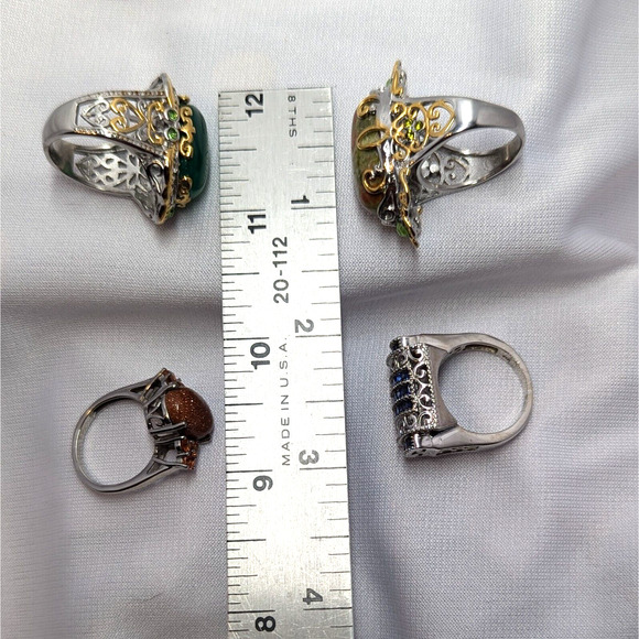 Statement Rings Sz 8 Lot of 4 Stone Crystal Cocktail Rings Silver Tone Band - Picture 4 of 4